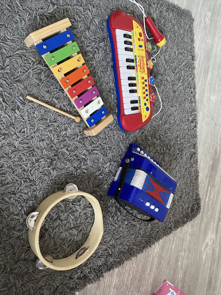 Zestaw instrumentów unikat pianinko