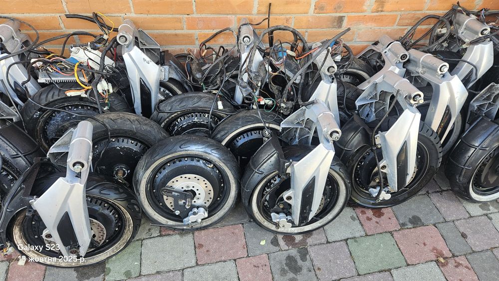 Моторколесо 3000w моторколеса для електро скутера 3000w,маятник,супор