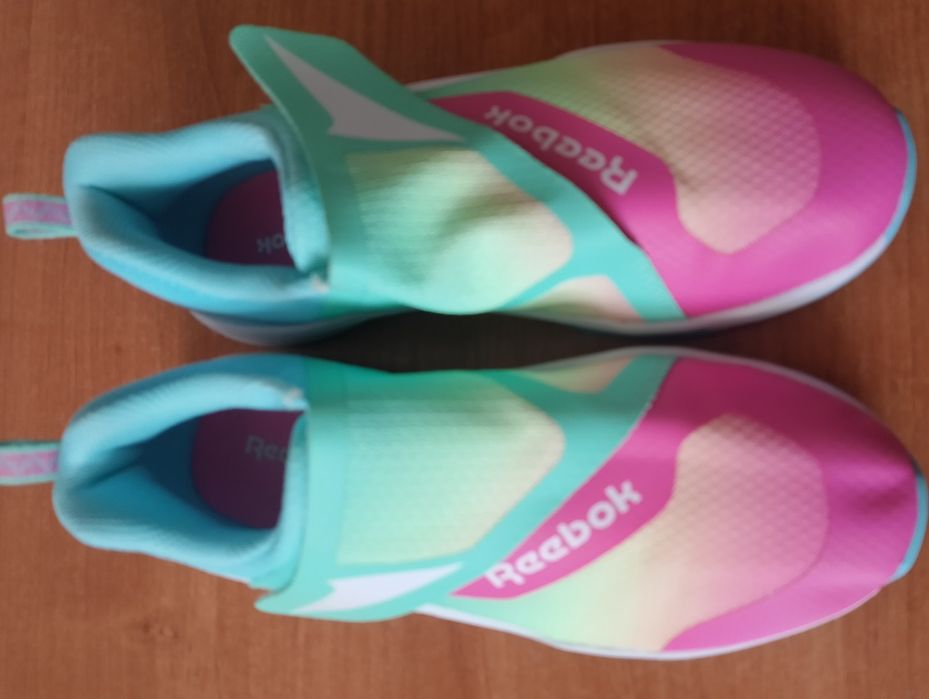 Buty sportowe damskie Reebok rozmiar 39 wkładka 25