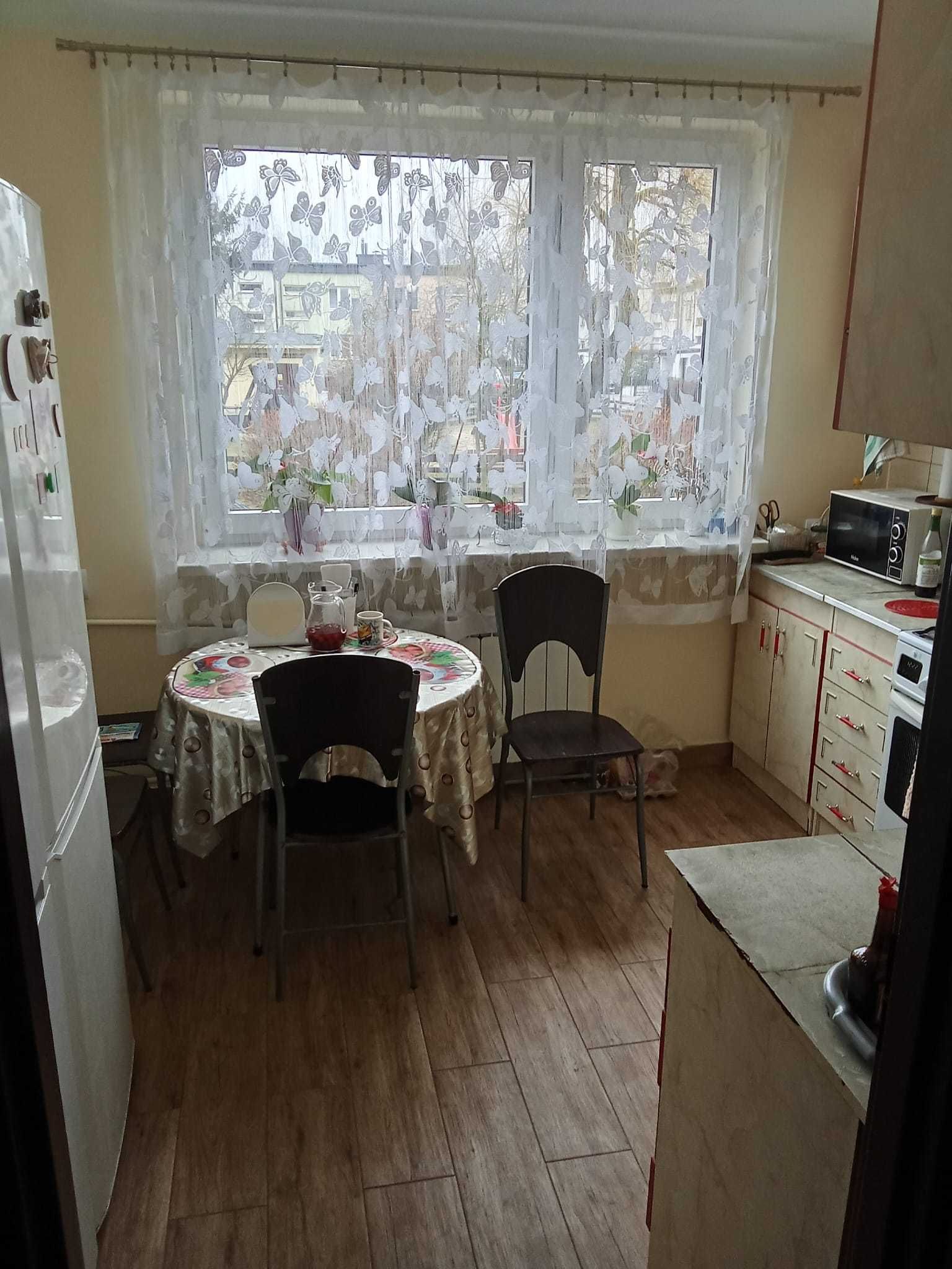 DOM W SEGMENCIE dobra okolica miasto 4 pokoje garaż Bez Pośredników