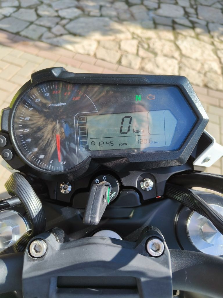 Benelli TNT 125 ...