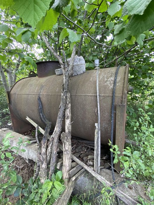 Ёмкость толстостенная чистая 2,5 куба