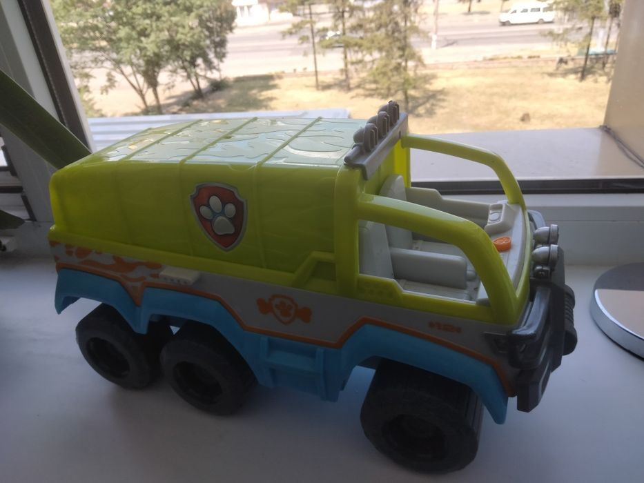 Машинка героев " щенячий патруль"