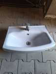 Umywalka ceramiczna