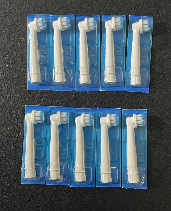 Końcówki do szczoteczki Oral-B Sensitive Clean 10 sztuk białe