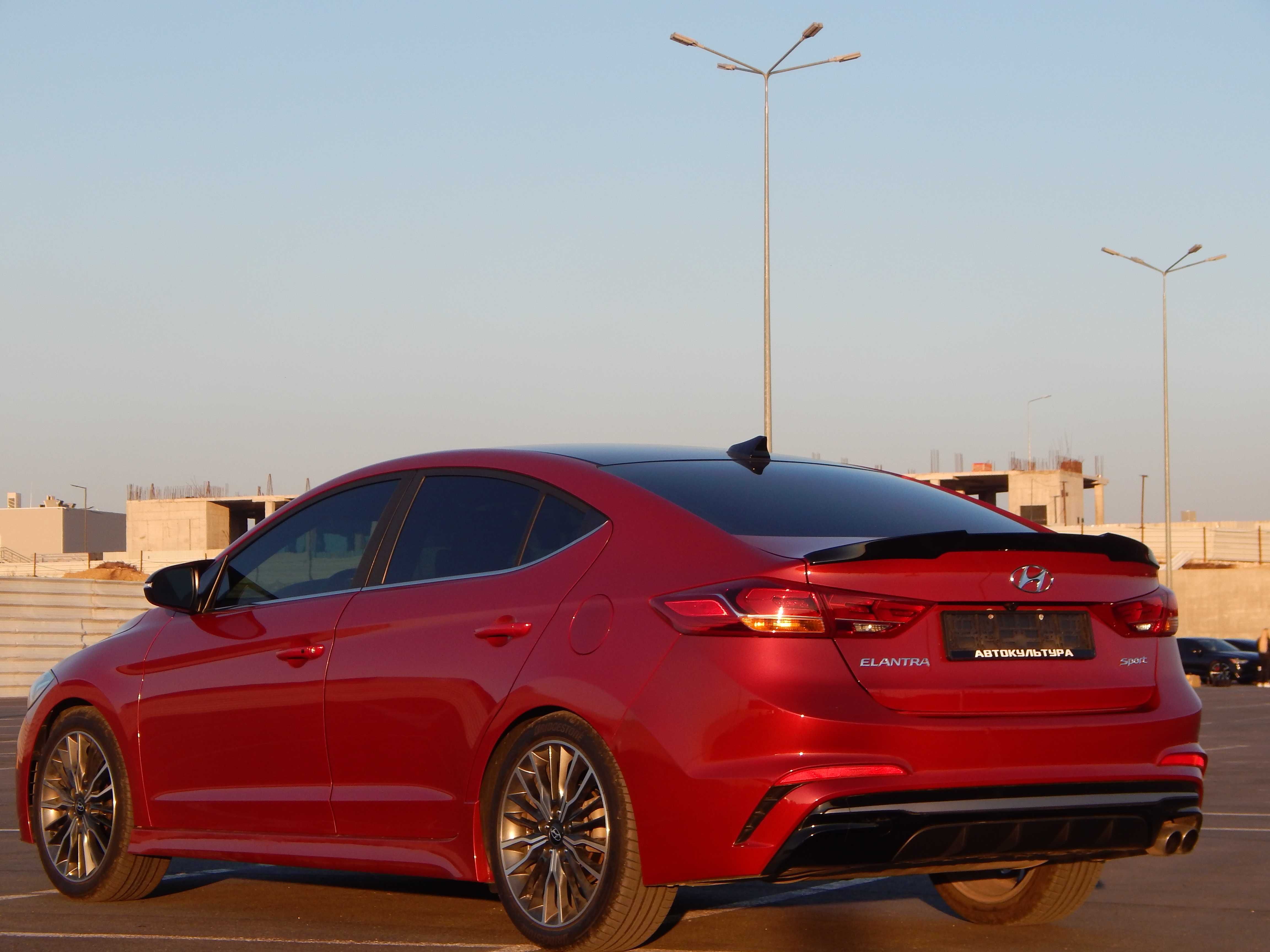 Hyundai Elantra Sport 1.6 T-GDi (204 к.с.) 7-DCT