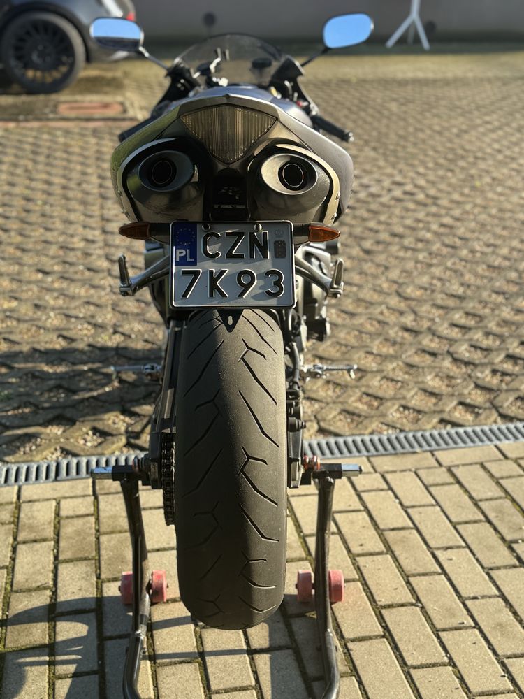 Yamaha RN12 2005r