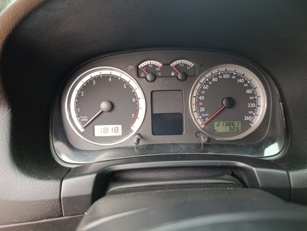 Продам VW Bora 1.6 срочно! Цена до 09.07025