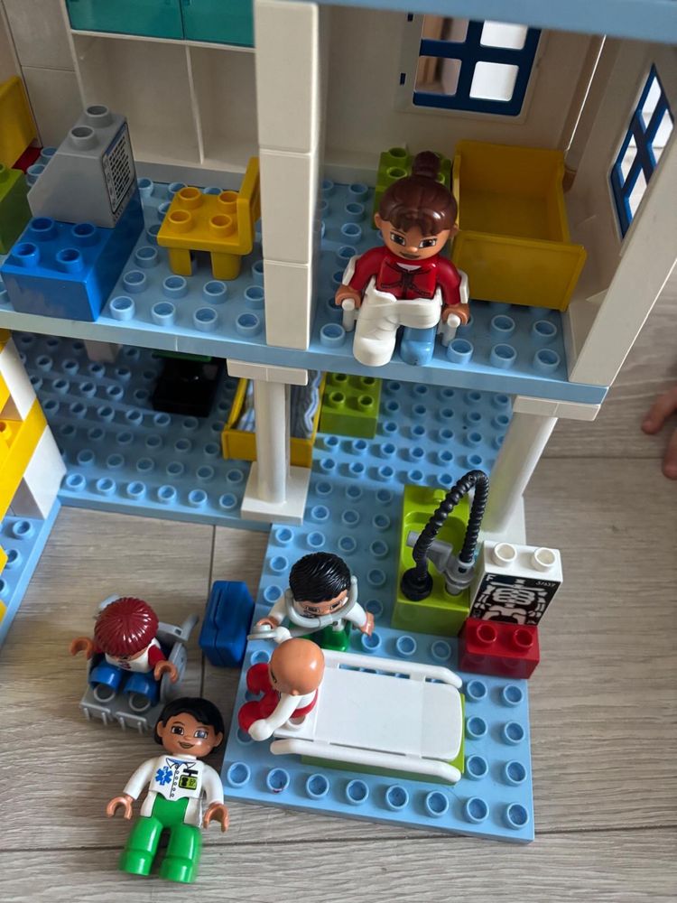 Szpital Lego 5795 duży zestaw