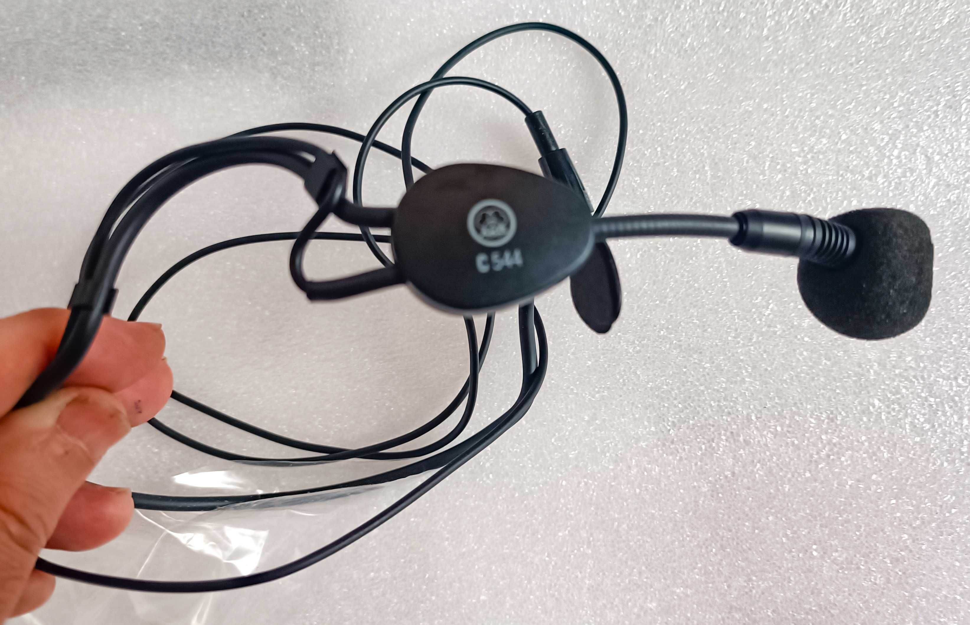 Радіосистема наголовна AKG PERCEPTION WIRELESS 45