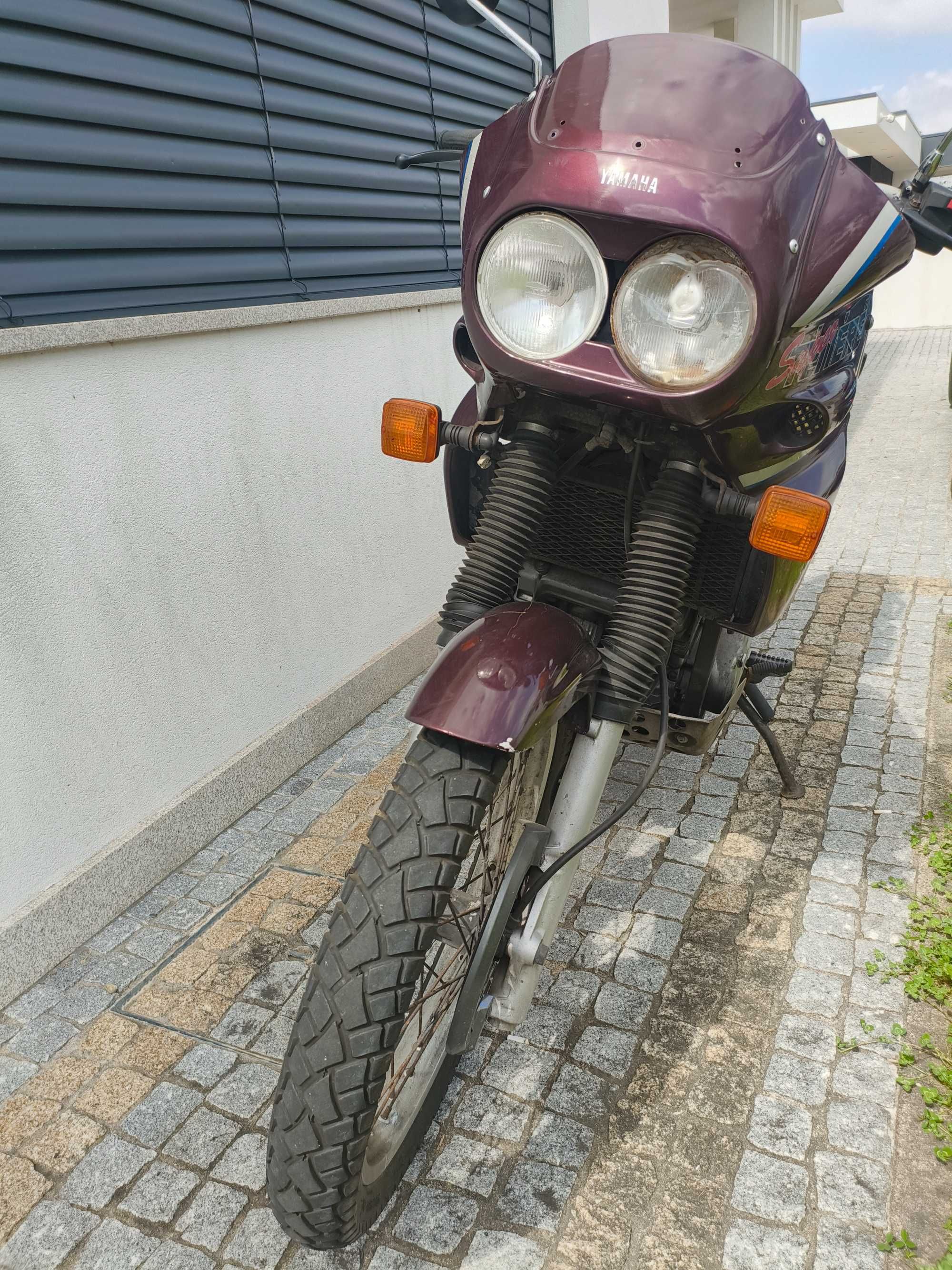 Yamaha XTZ 750 Super Tenere