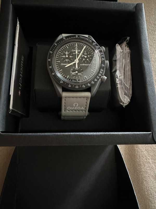 Omega x Swatch Mercury SO33A100 - Kup Teraz z Darmową Dostawą!