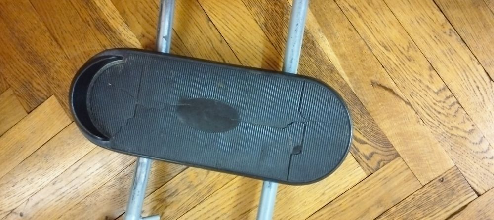 Тренажер для ніг