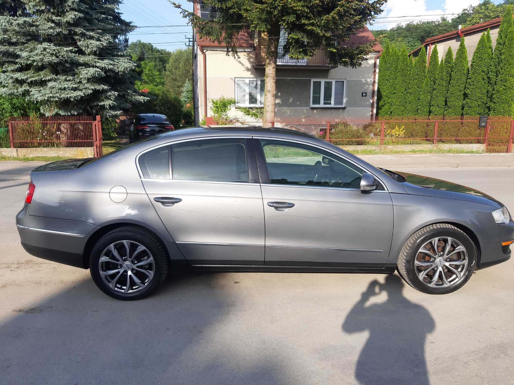 Volkswagen Passat 2.0 FSI 2008rok