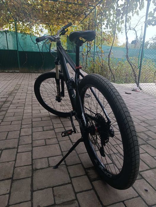 Продам велосипед CUBE 27,5