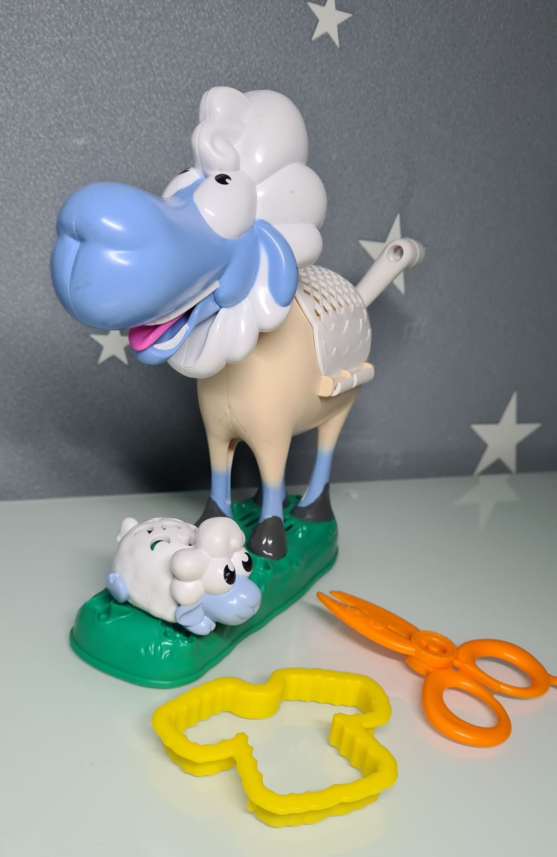 Ciastolina Play-doh, strzyżenie owiec