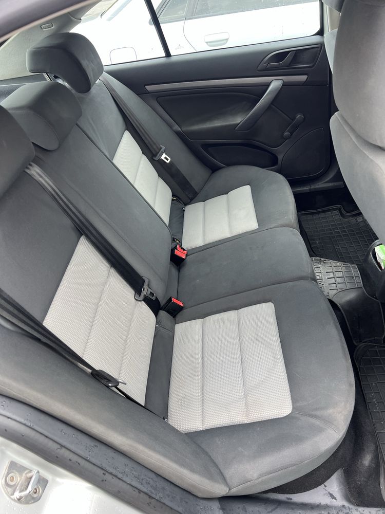 Продам автомобіль Skoda Octavia a5