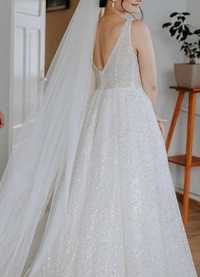 Zjawiskowa suknia ślubna z brokatem. Świeżo po praniu chemicznym