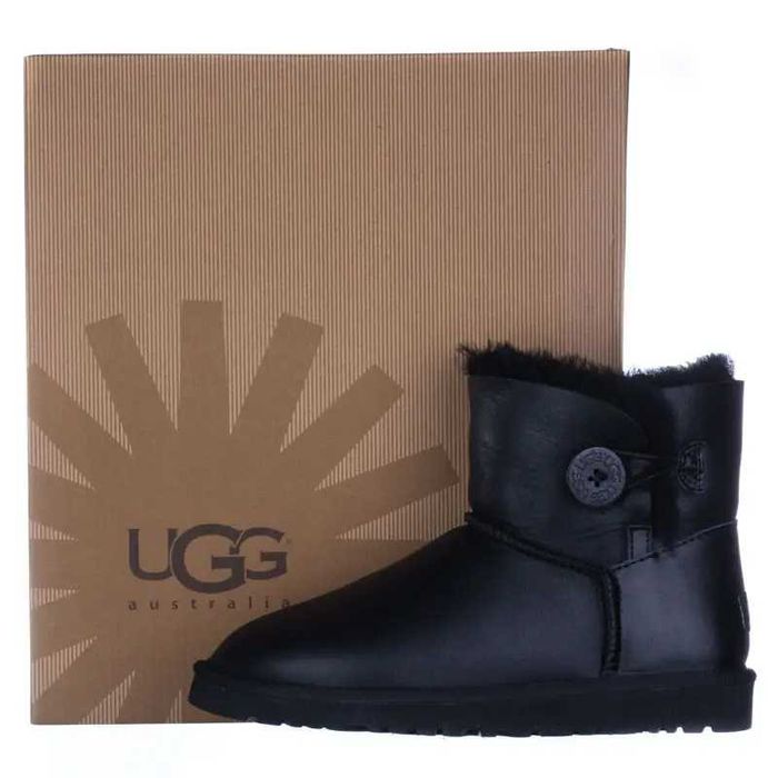 Натуральні жіночі уггі UGG Bailey buutton leather