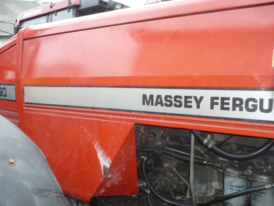 Osłona,maska silnika Massey Ferguson 3635, 3645, 3655, 3670,3680, 3690
