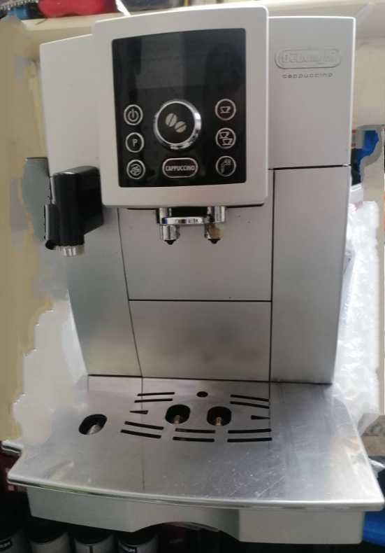 Ekspres ciśnieniowy do kawy z młynkiem pojemnik Delonghi