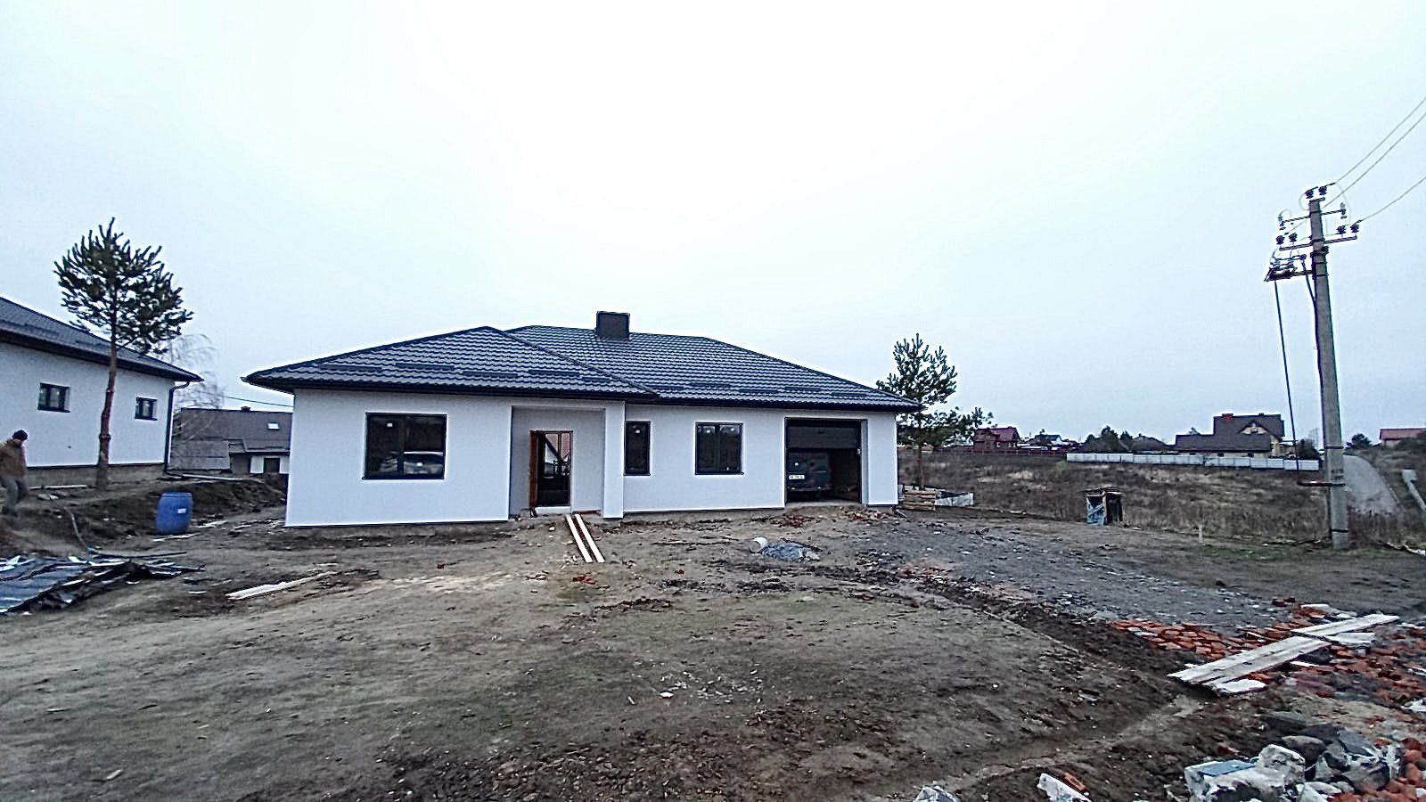 Продається американка район Караван.