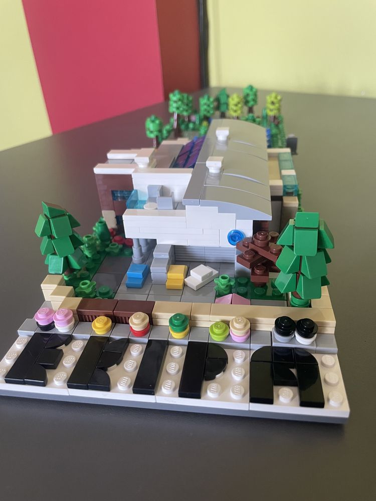 Dom Ekipy Zbudowany z klocków lego Powstało tylko 10 szt