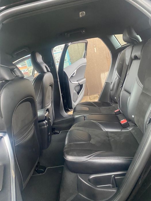 Volvo V40 2.0 R-Design D2 2015/12