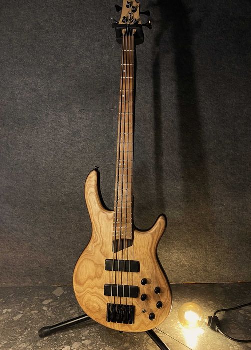 Бас-гітара Cort B4 Element / чохол + кабель + струни