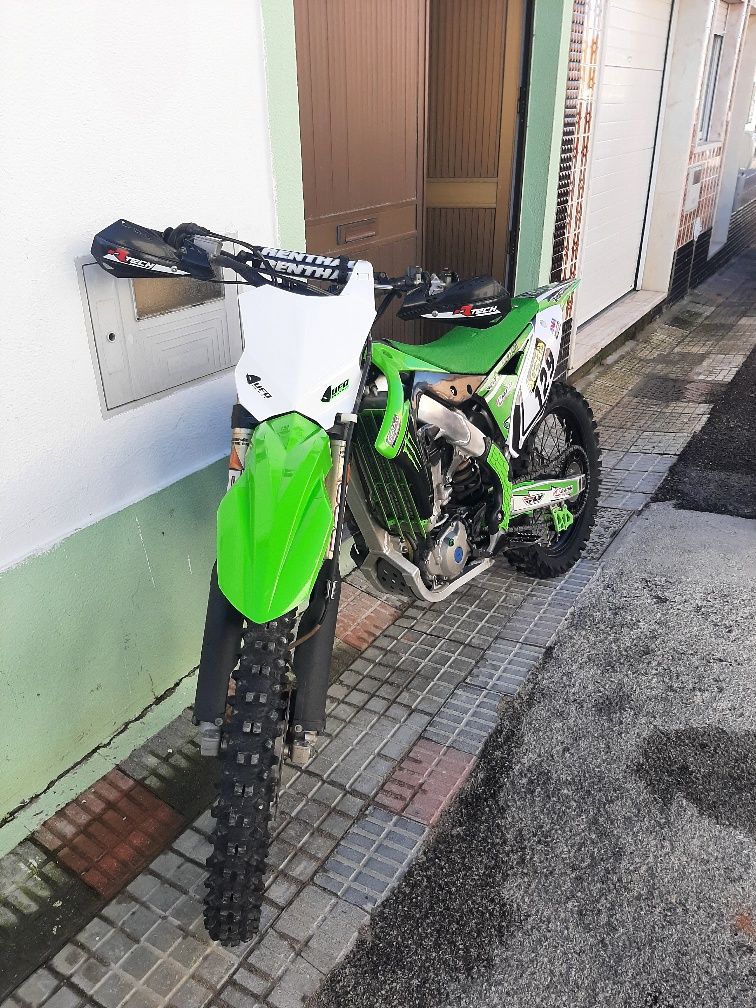 Vendo Kxf 450  impecável