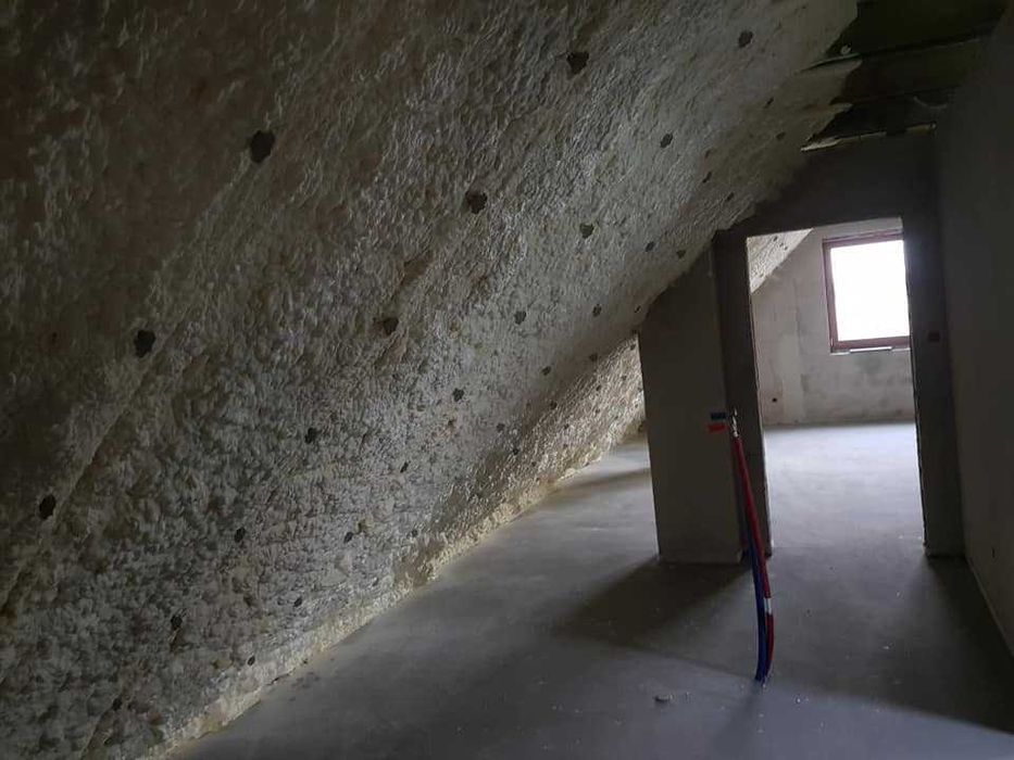 Ocieplanie Ocieplenie Izolacja dachu poddasza ścian pianka piana PUR