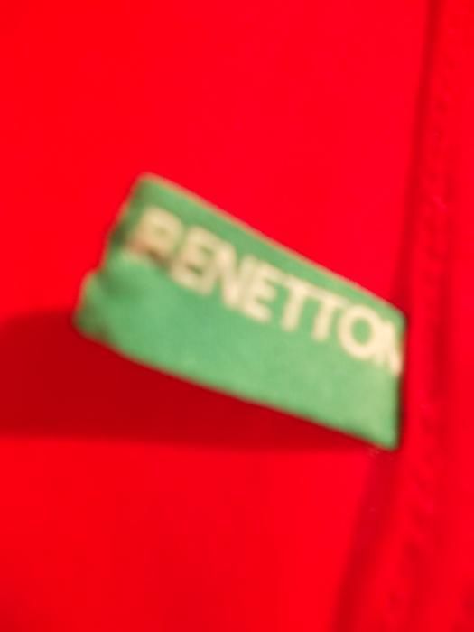 Sweat Benetton para mulher.