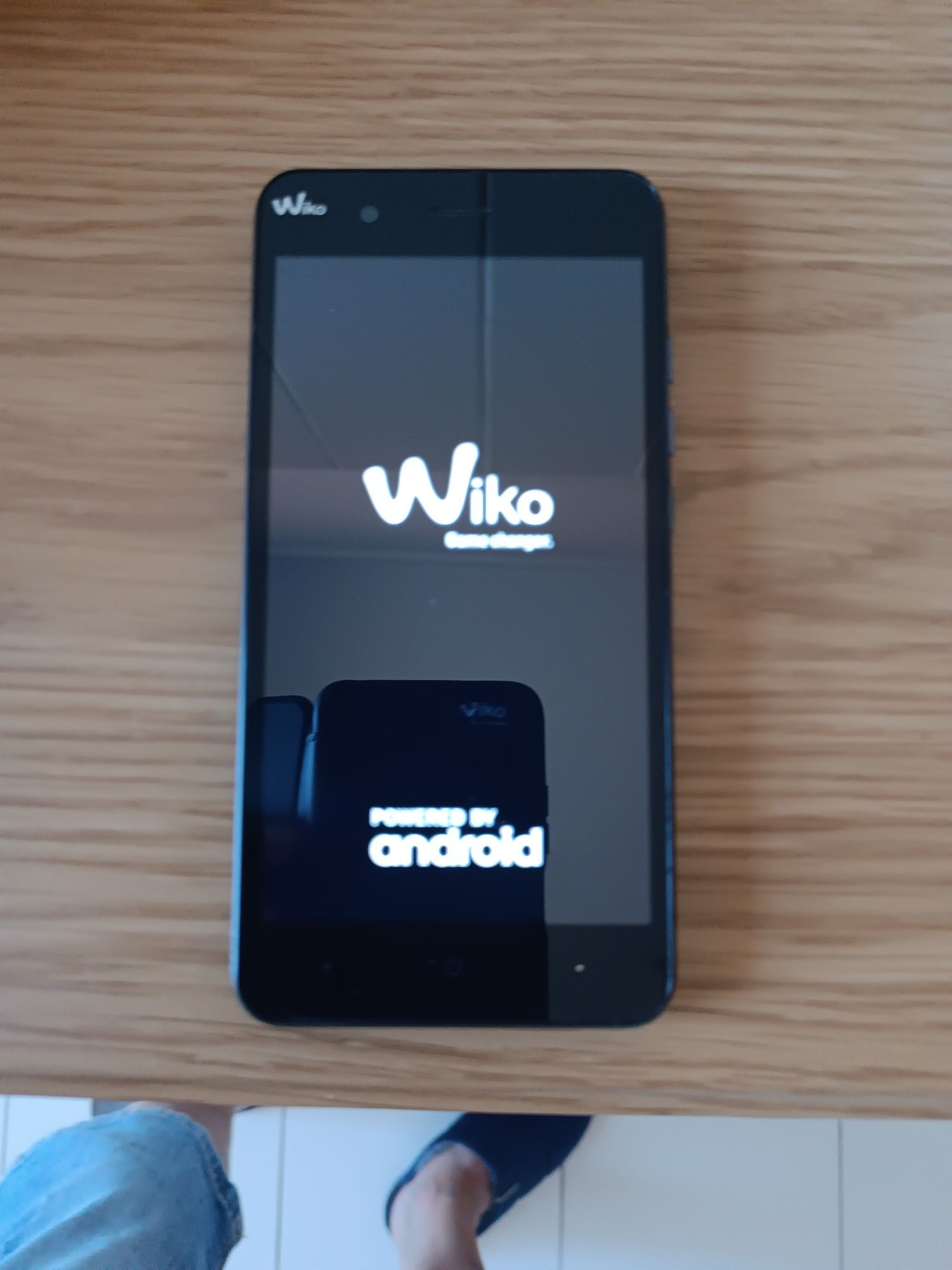 Telemóvel Wiko muito bonito
