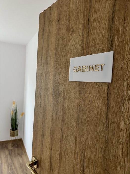 Podnajme gabinet dla stylitki paznokci,barbera lub makijazystki.