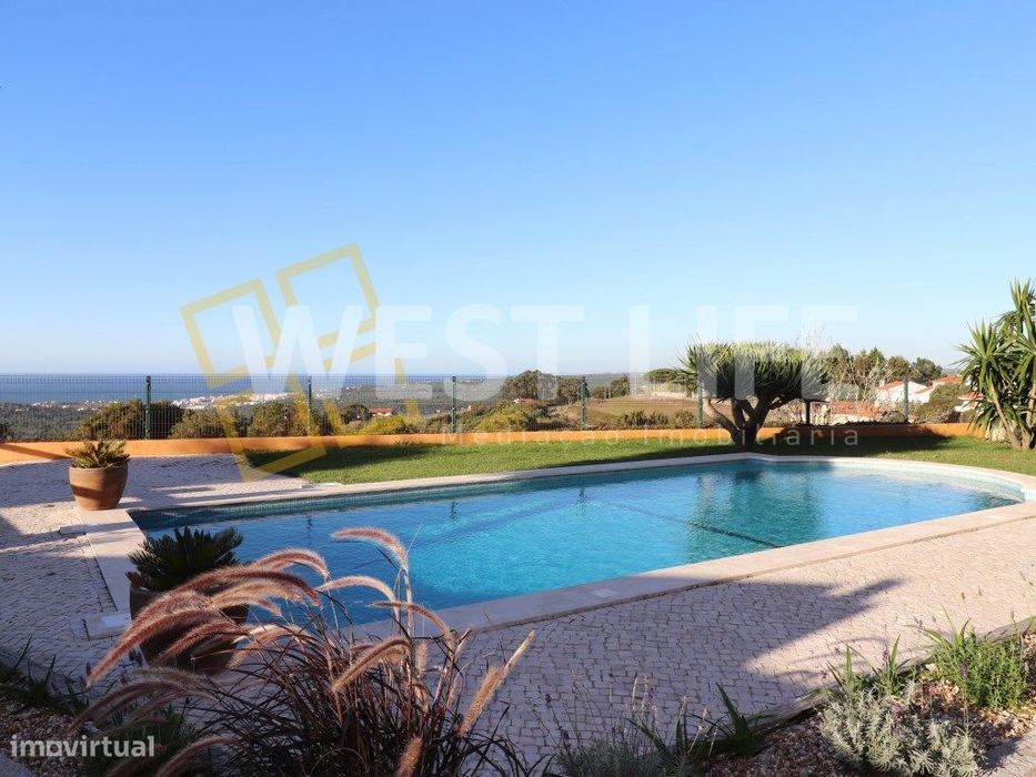 Moradia T3 +1 com Piscina e Soberba Vista sobre o Mar e a Serra de ...
