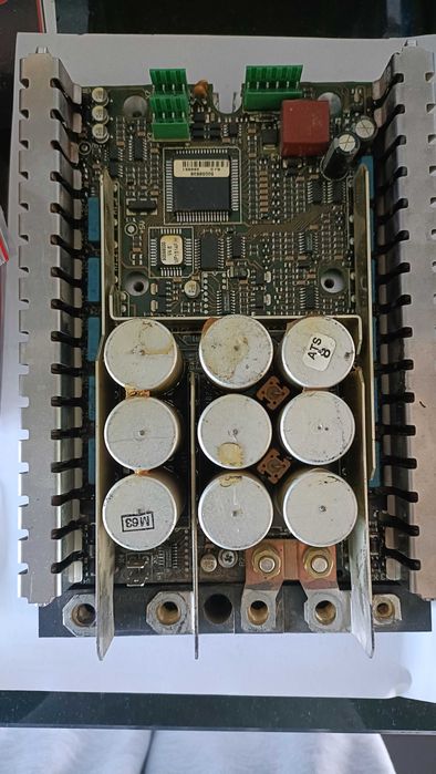 Naprawa elektroniki w wózkach widłowych.