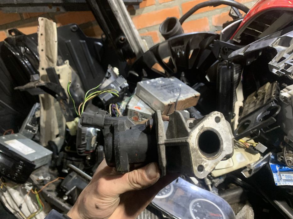 Клапан ЕГР egr Citroe c4, berlingo valeo EN 48000