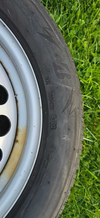 Koła zimowe 16' do VW z oponami Bridgestone Blizzak Lm005