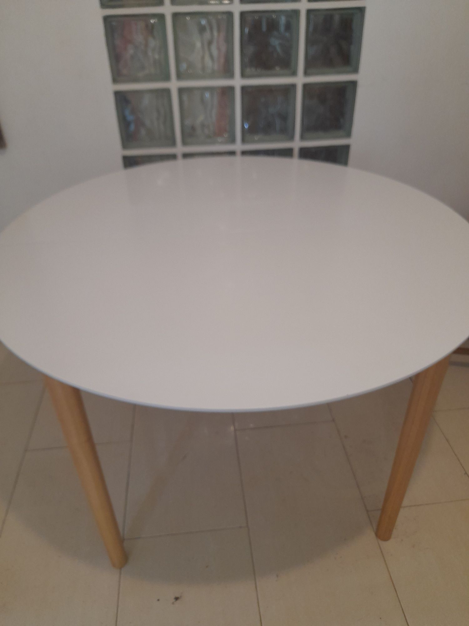 mesa nova branca