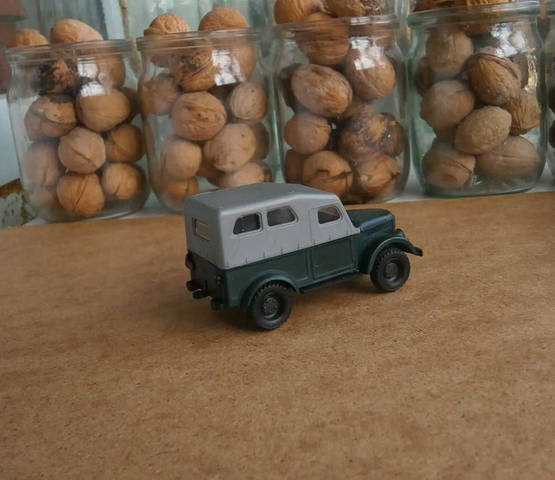 Модель СССР 1:43 Зил РАФ Mercedes Москвич Камаз ГАЗ