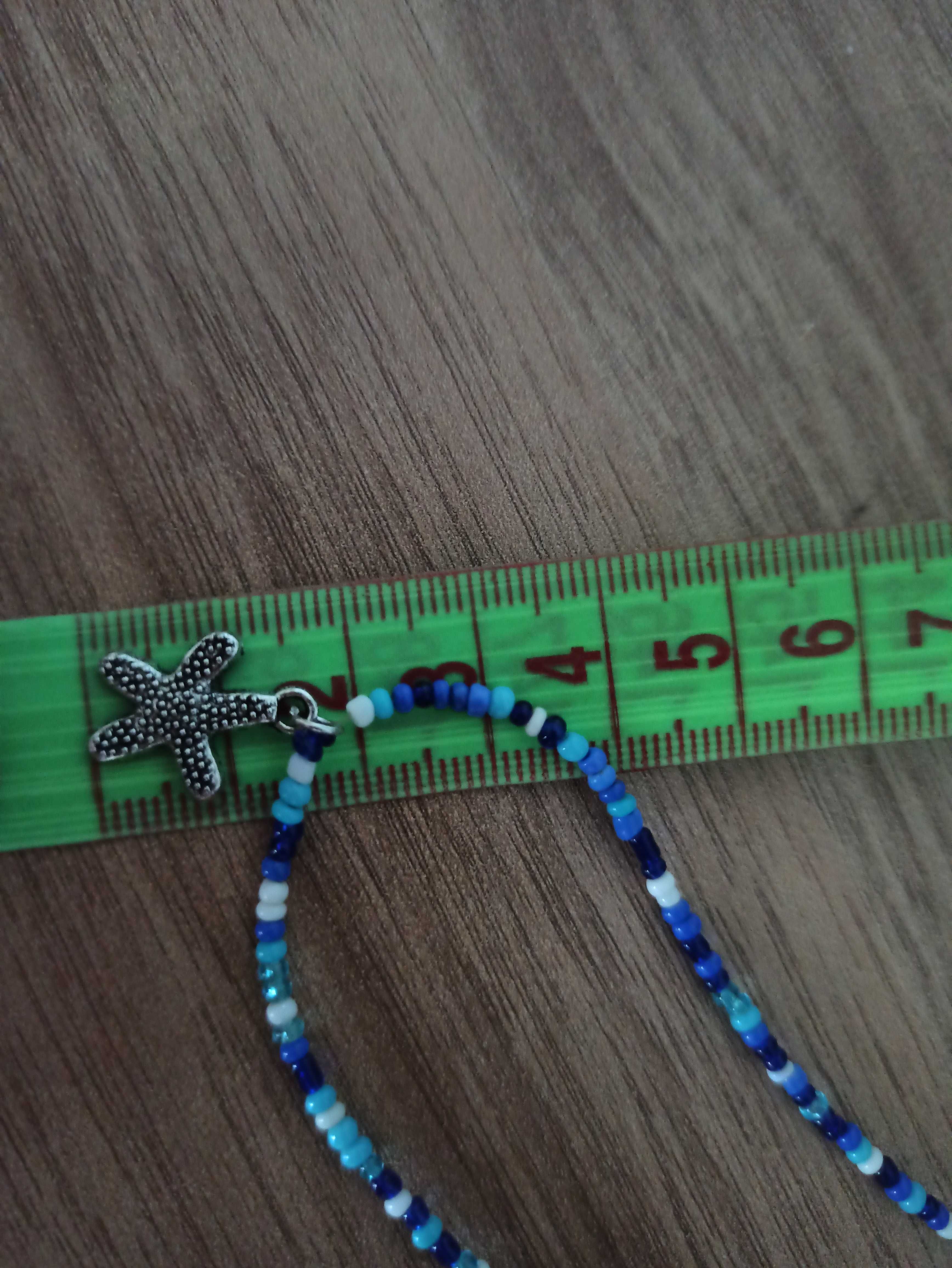 Naszyjnik krótki z koralików niebieski handmade