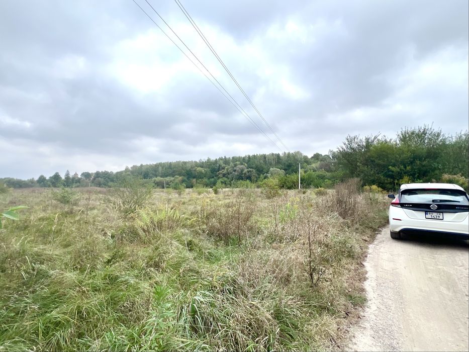 Продаж зелельної ділянки у Смиківцях під житлову забудову