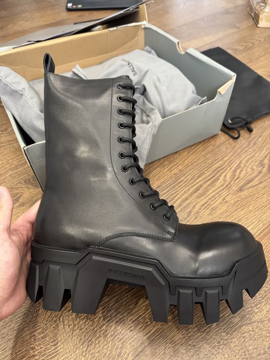 Нові Balenciaga Bulldozer Boots