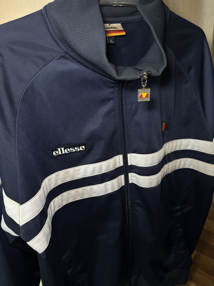 Олімпійка Ellesse