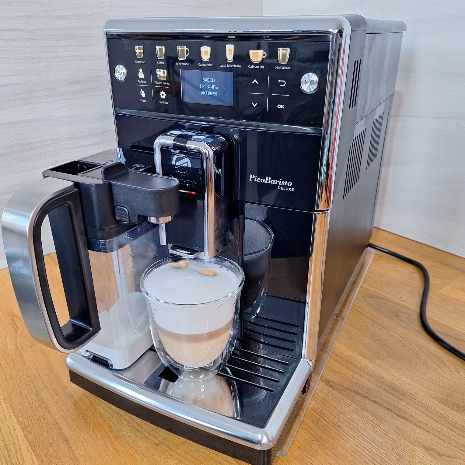 Кавоварка Saeco PicoBaristo DELUXE