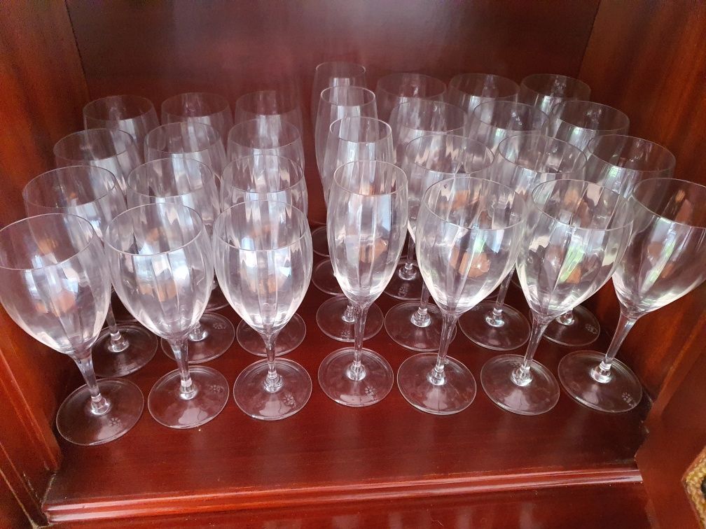 Conjunto Copos de Cristal e Garrafas IMCO