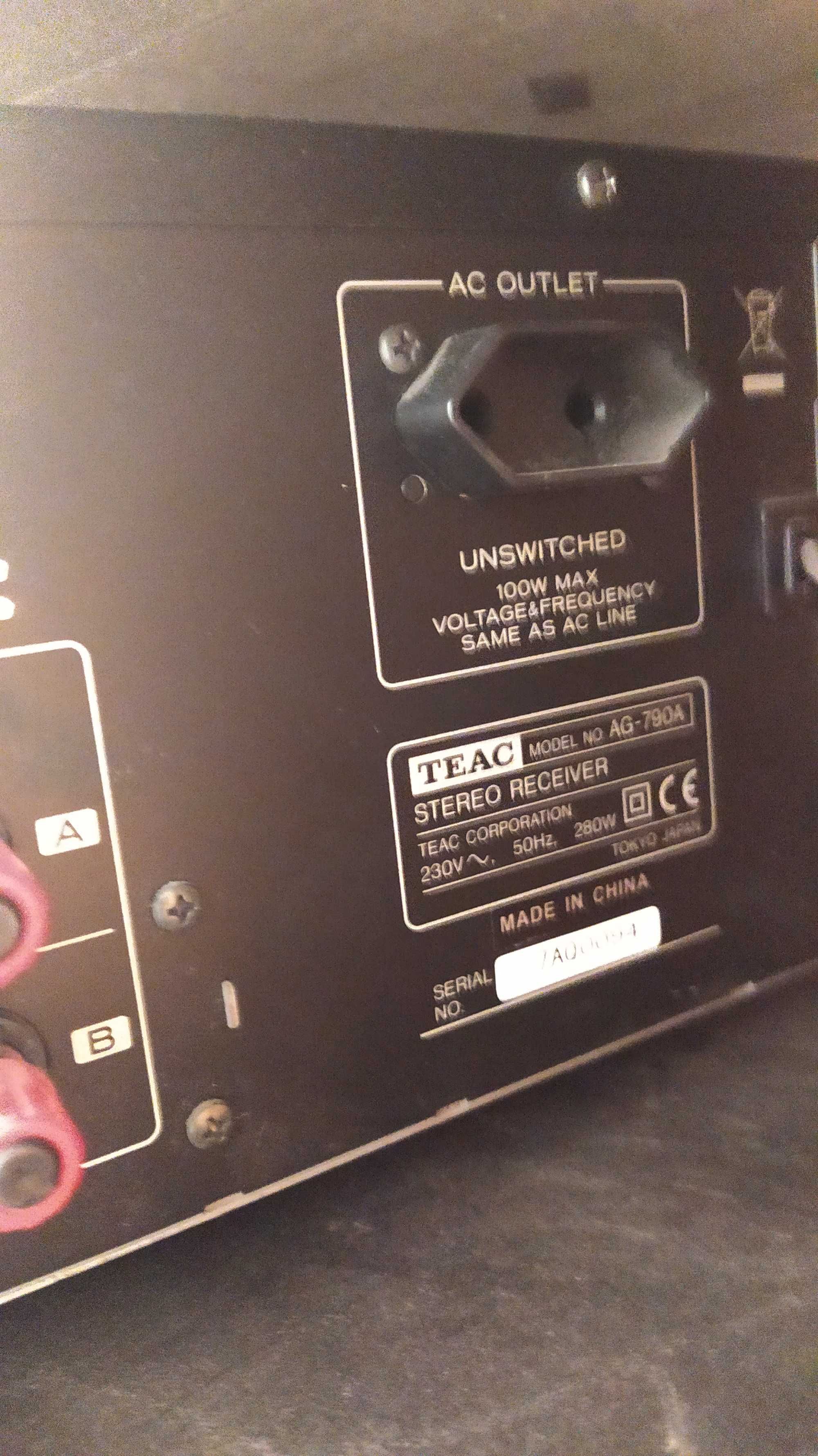 TEAC AG-790A, tuner stereo ze wzmacniaczem