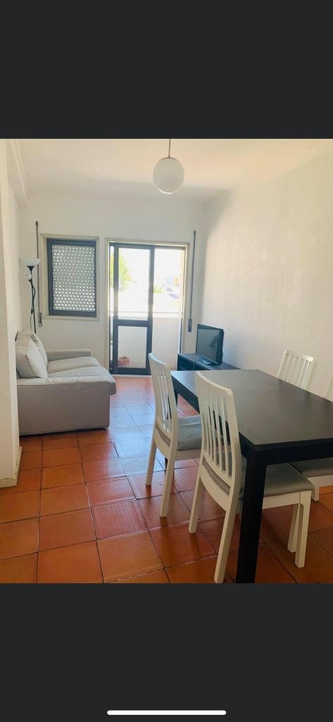 Apartamento T2 Mobilado