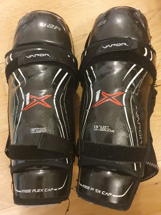 Bauer Vapor 1X nagolenniki 13 hokejowe deski ochraniacze 33cm