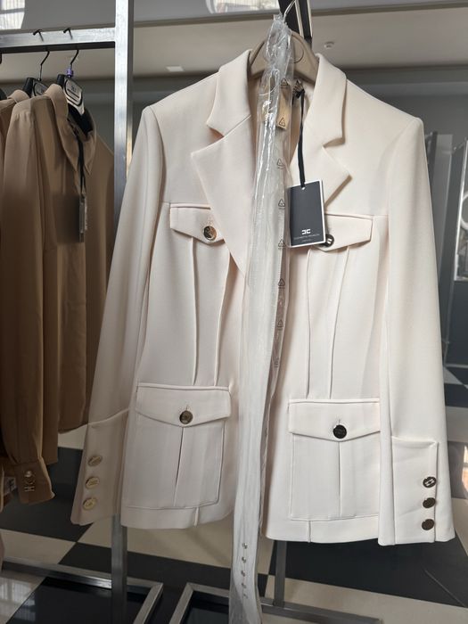 Elisabetta Franchi оригинал бежевый белый молочный Пиджак жакет